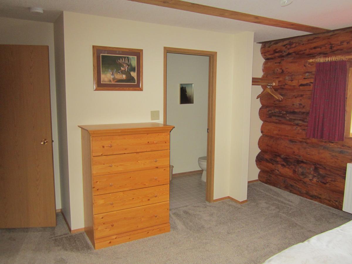 Smithers Driftwood Lodge ภายนอก รูปภาพ